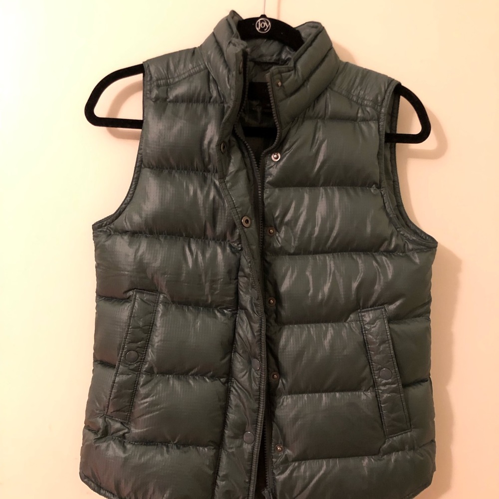 J.Crew Sage Green Puffer Vest -EXCELLENT CONDITION